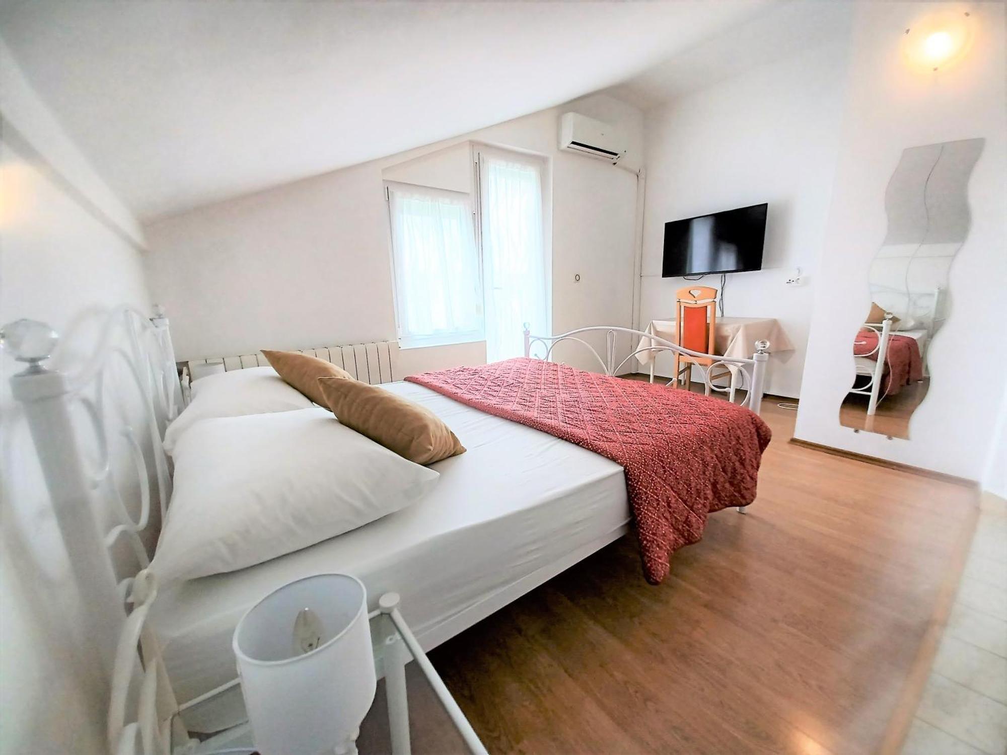 Guesthouse Cecilia 2 มาลินสกา ภายนอก รูปภาพ