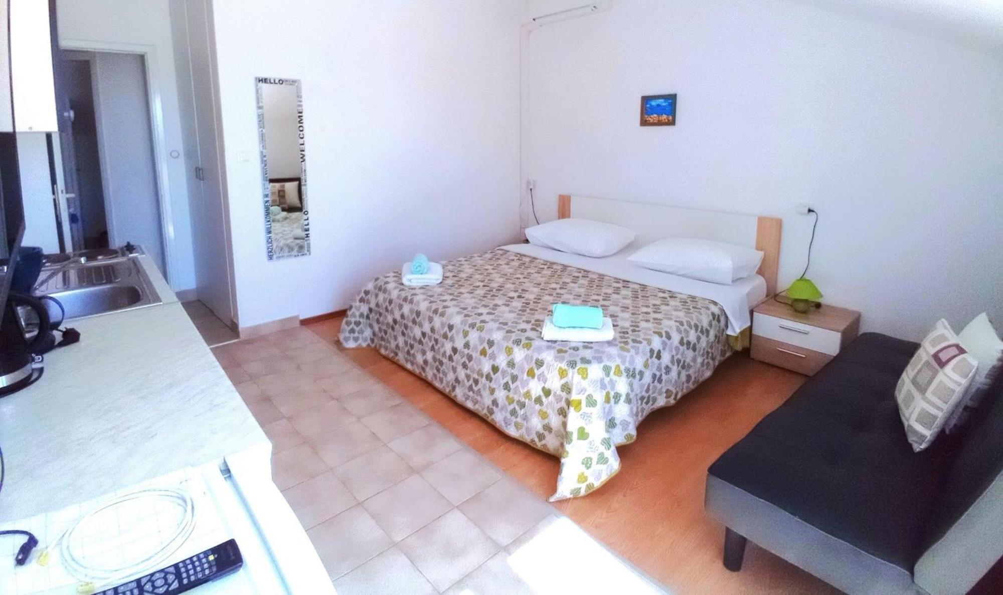 Guesthouse Cecilia 2 มาลินสกา ภายนอก รูปภาพ